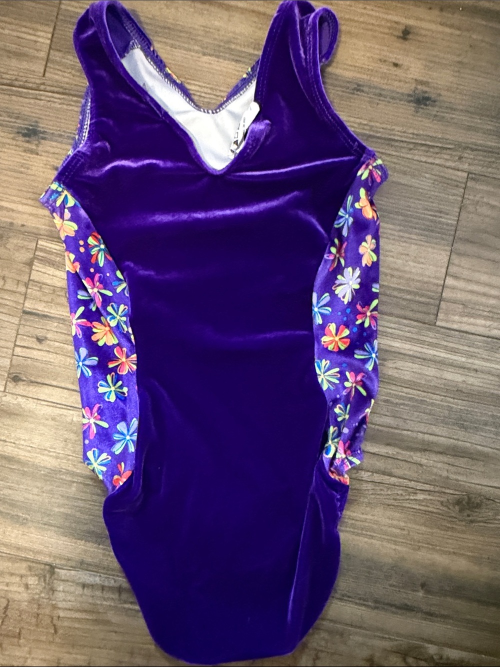 GK gymnastics 🤸♀️ leotard Girls' Purple Floral Flowers Child Medium - Picture 3 of 4